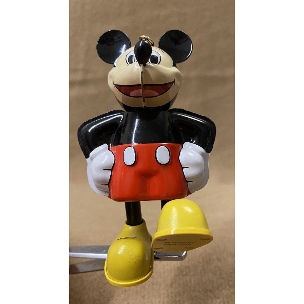 Hallmark Keepsake Ornament 2009 Tin Mickey Mouse Disney Feet Swigs Tail Wire